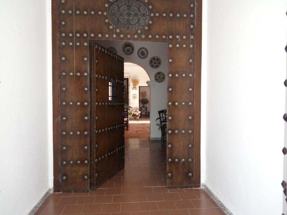 צ'יפיונה Hostal Gran Capitan מראה חיצוני תמונה