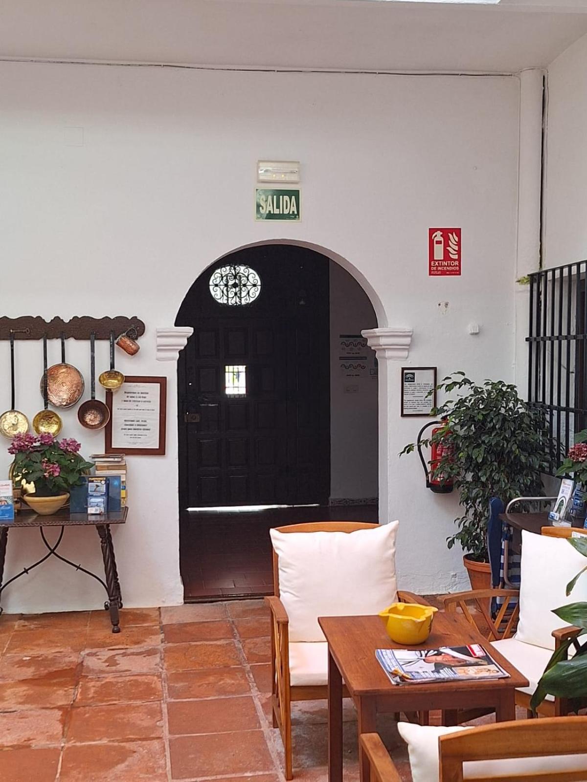צ'יפיונה Hostal Gran Capitan מראה חיצוני תמונה
