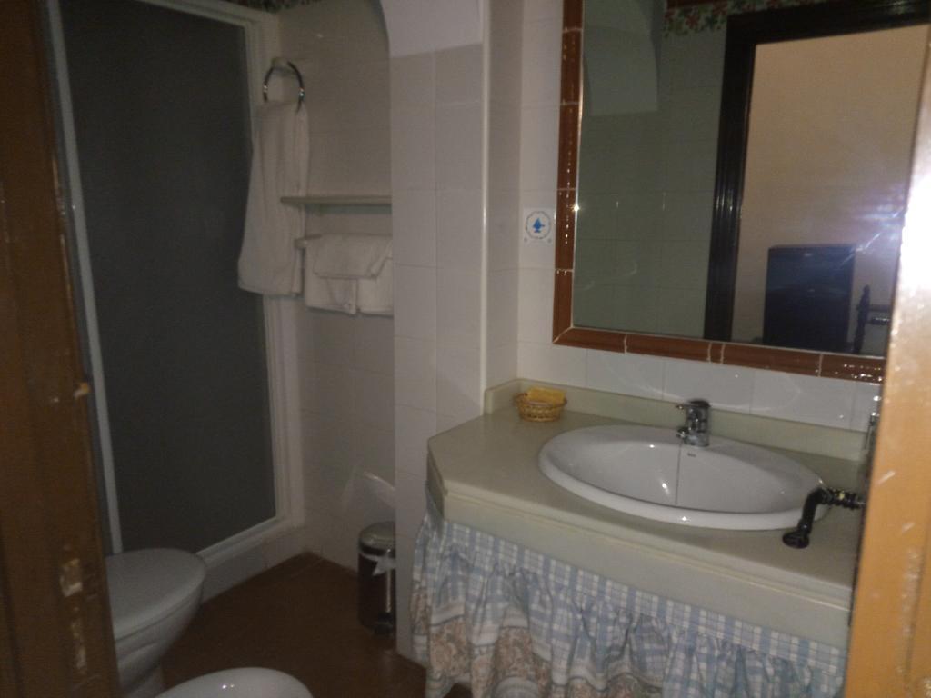 צ'יפיונה Hostal Gran Capitan מראה חיצוני תמונה